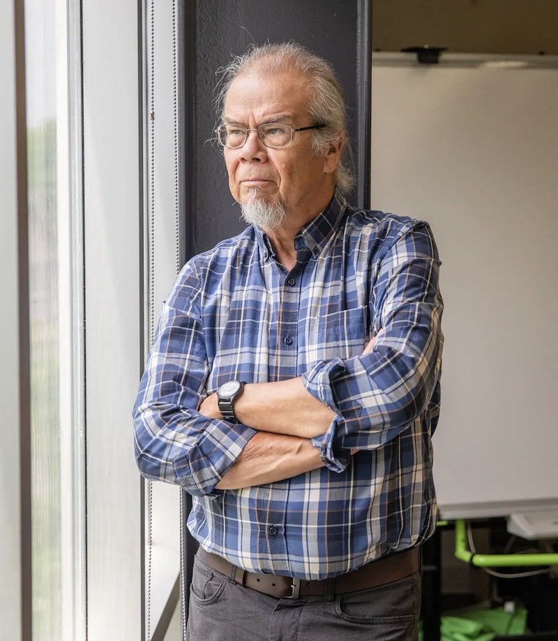 Brian Maracle '69